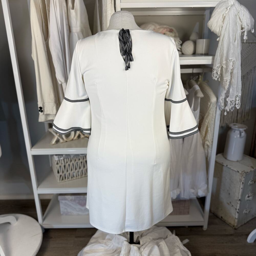 Sharagano Women's Size 12 Cream Gray Trimmed Bell Sleeve Shift Dress  3621 - Picture 5 of 9